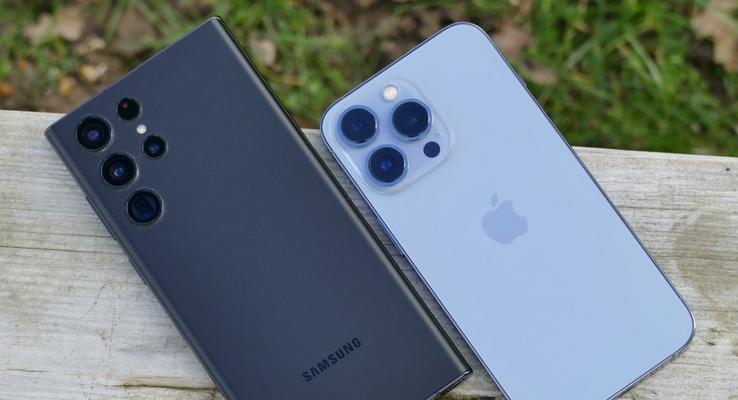 iPhone12和13，哪一个更值得购买？（深入比较，选择智能手机）