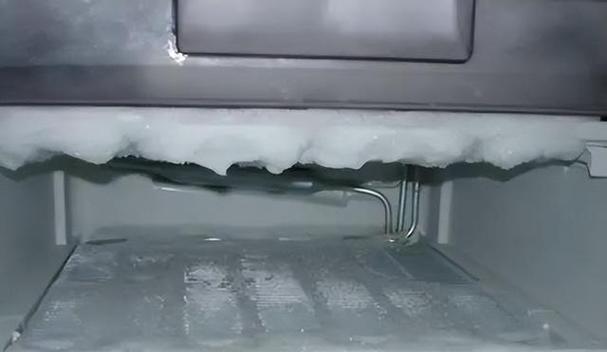 冰箱内漏的原因及解决方法（探究冰箱内漏的种种情况）