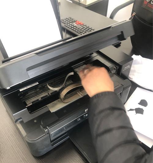 如何修改电脑连接的打印机（简单操作步骤教你成功连接打印机）