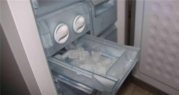 冰箱不发热不制冷的原因及解决方法（揭开冰箱失效的秘密）