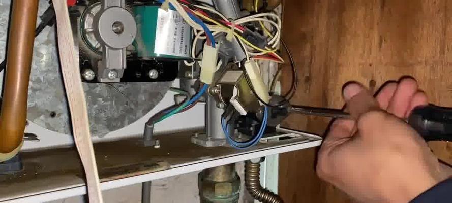 壁挂炉洗澡水不热的原因和解决方法（威能壁挂炉不加热问题分析及解决措施）