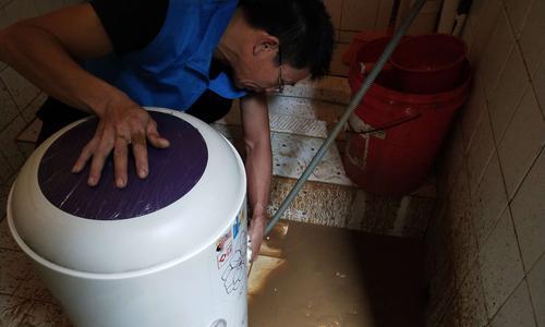 桶装热水器拆卸清洗方法（轻松学会清洗桶装热水器的步骤与技巧）