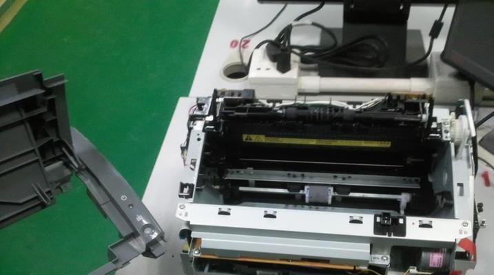 激光打印机卡纸处理技巧（解决激光打印机卡纸问题的实用方法）