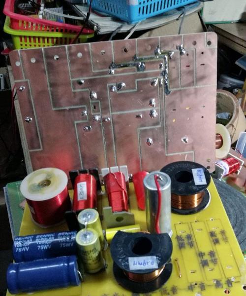 密闭箱低音炮的分频原理是什么？工作原理是怎样的？