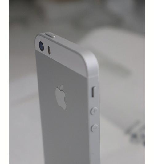 回顾iPhone1代——改变世界的开端（设计简洁）