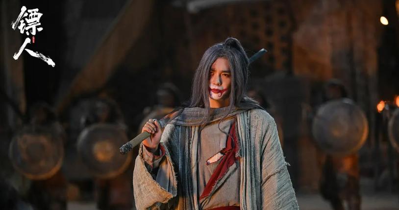 《镖人》追平《哪吒2》,连续四天逆跌,票房达8.4亿,破13项纪录 《镖人》追平《哪吒2》,连续四天逆跌,票房达8.4亿,破13项纪录