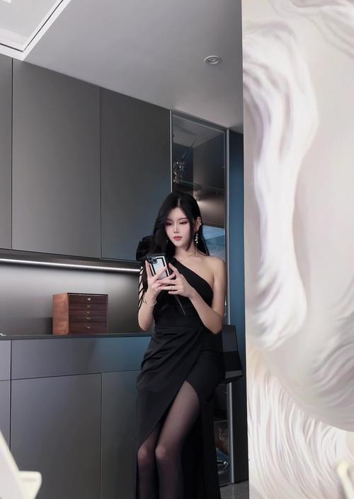 抖音网红美女盘点(与你分享抖音里的十大热门网红美女) 抖音网红美女盘点(与你分享抖音里的十大热门网红美女)